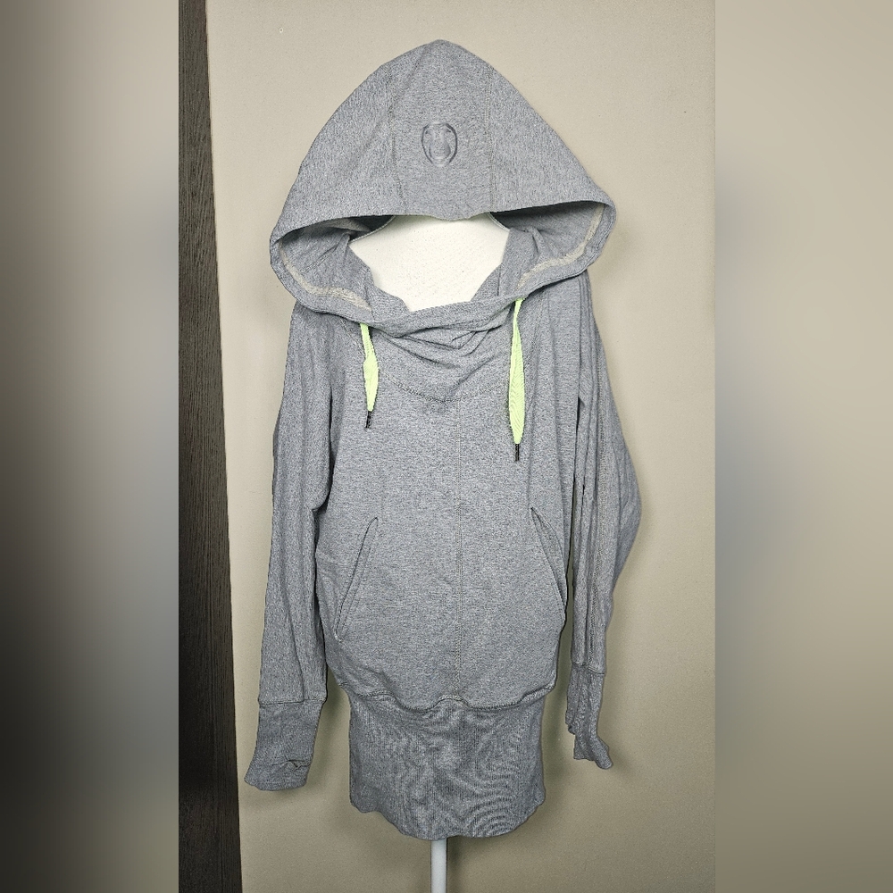 Lululemon Athletica Womens Size Small Medium 4-6 Grey Hoodie Long Sweater Top